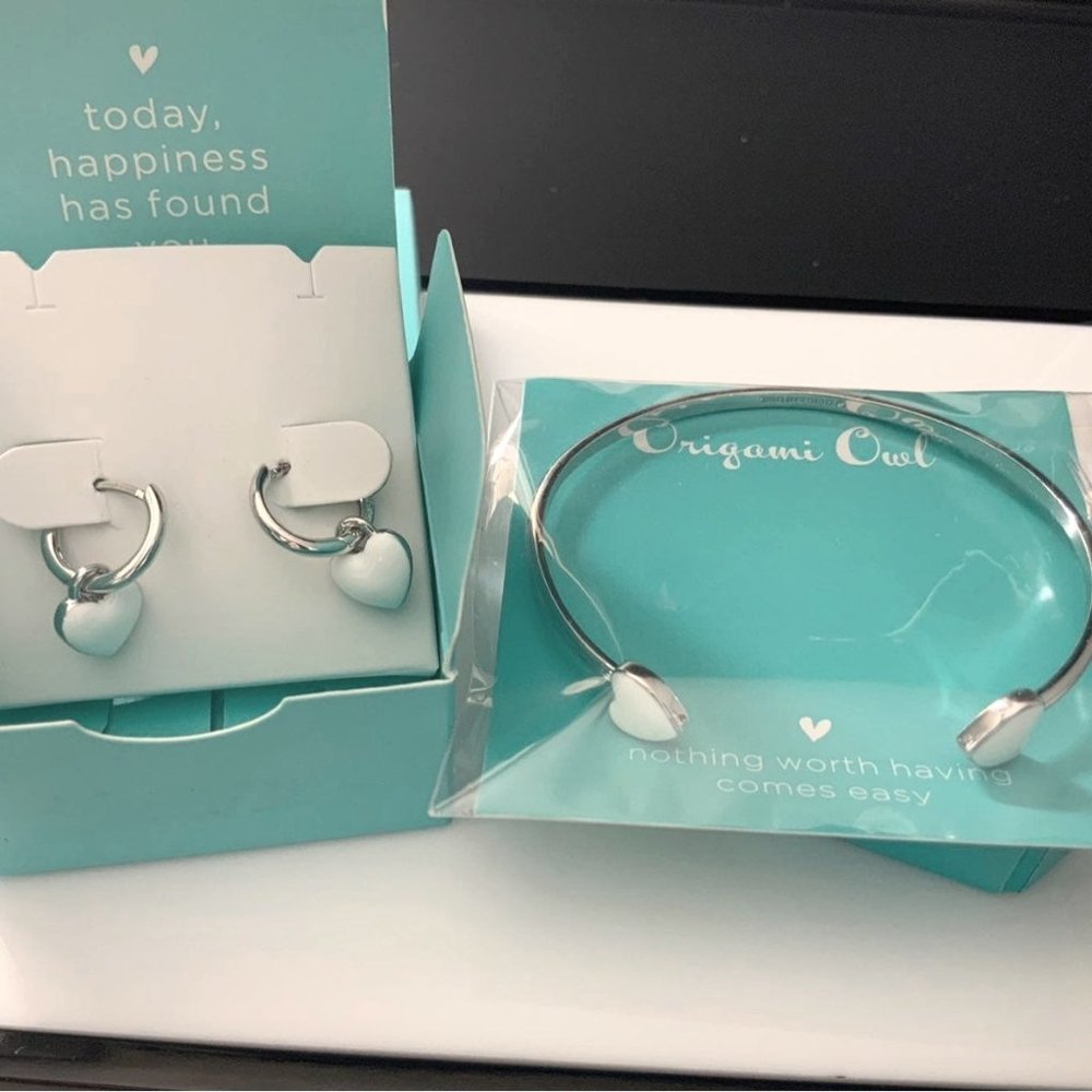 Origami Owl: White Heart Bangle & Earrings